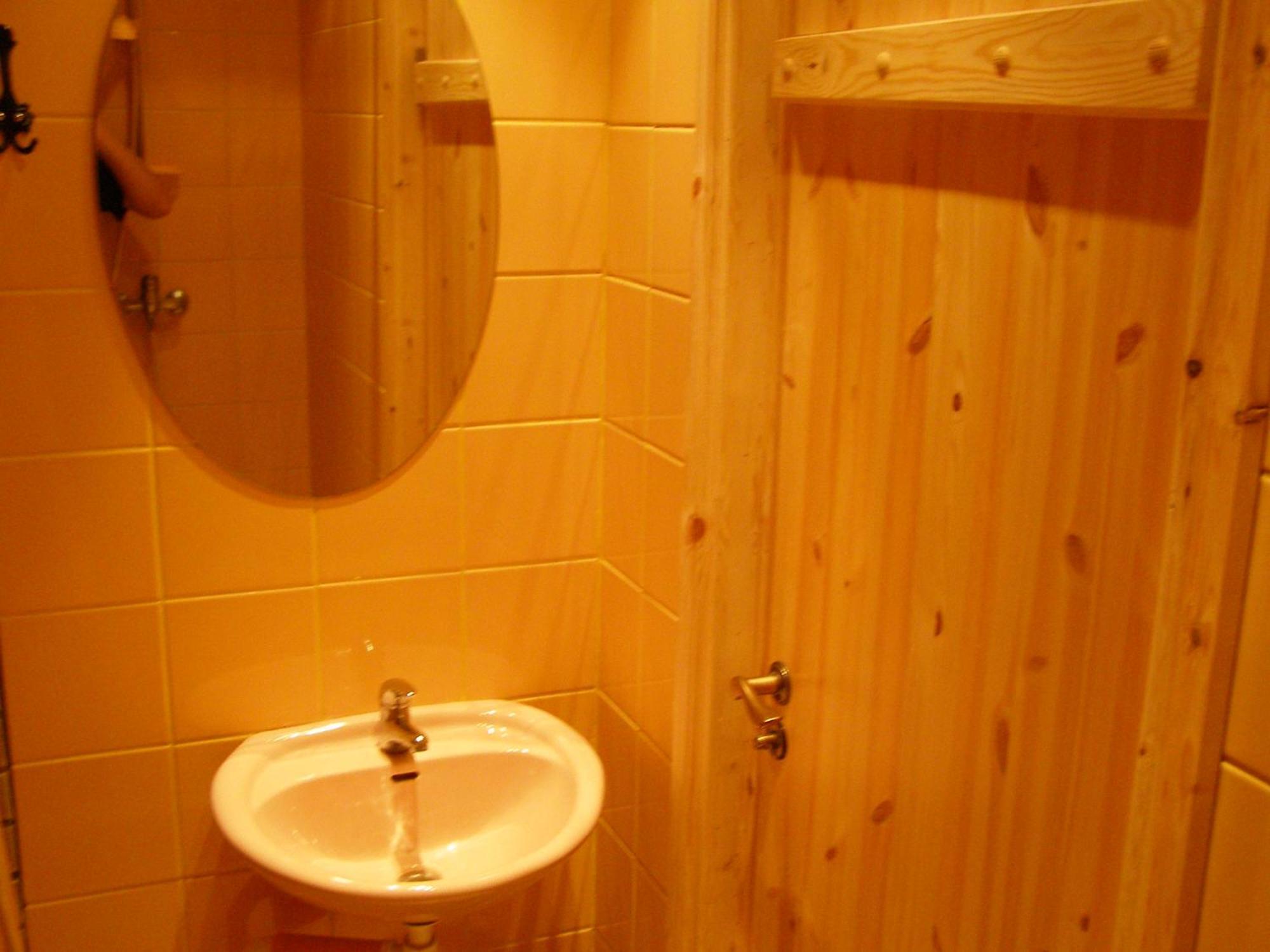 Kipi-Koovi Holiday Centre Ruang foto